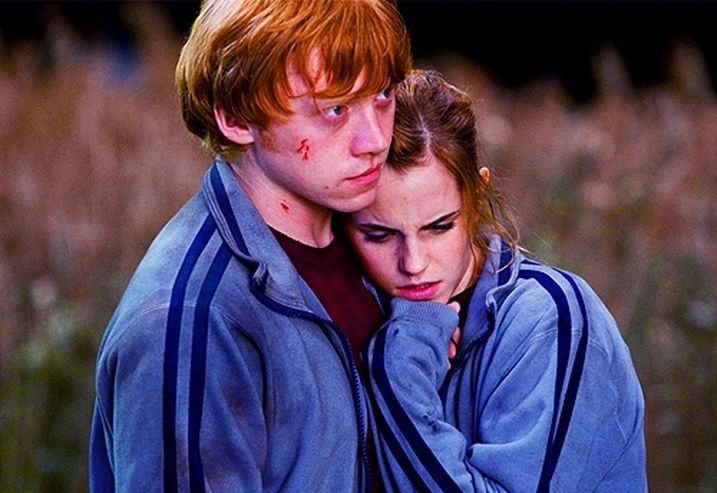 hermione granger punches draco malfoy